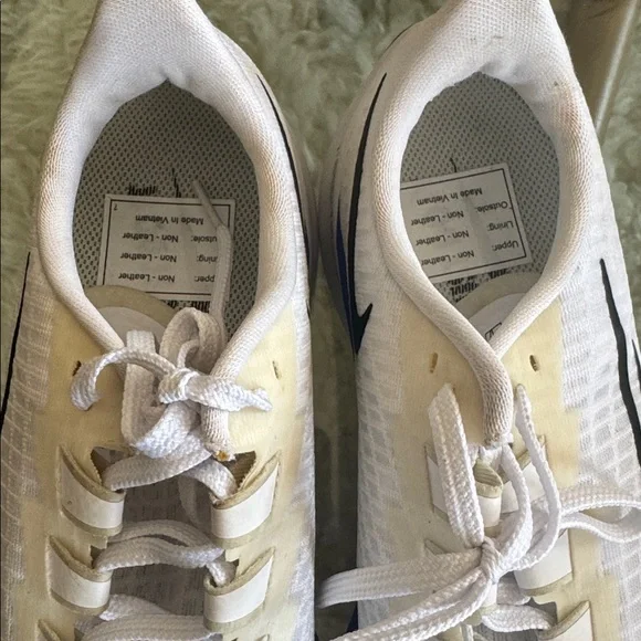 Nike Air Zoom Pegasus 37 running shoe in the 'White Multi-Color - Picture 7 of 8